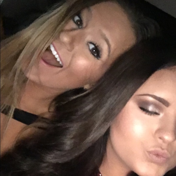 Meet your Posher, Sarah - Picture 1 of 1